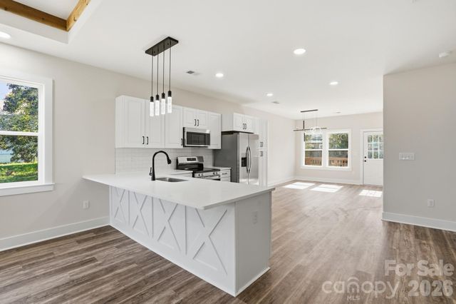 289 hilltop Avenue SW, Concord, NC 28025