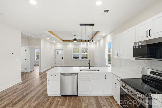 289 hilltop Avenue SW, Concord, NC 28025