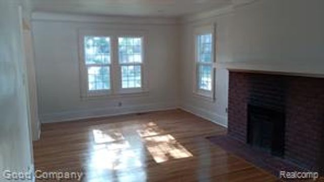 16594 Westbrook Street, Detroit, MI 48219