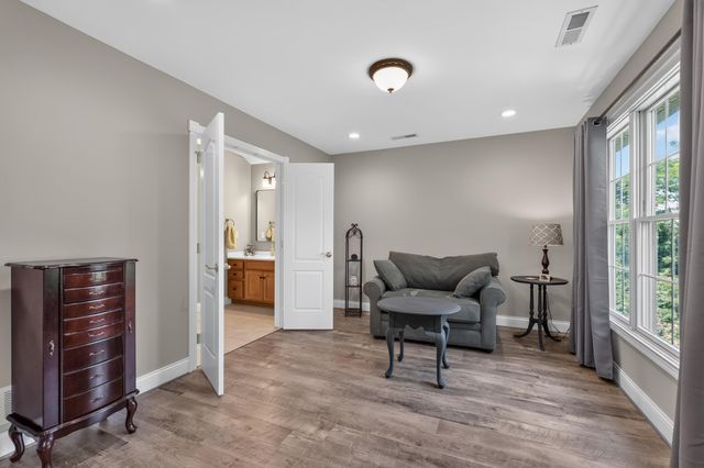 102 Harbour Pointe Drive, Williamstown, KY 41097