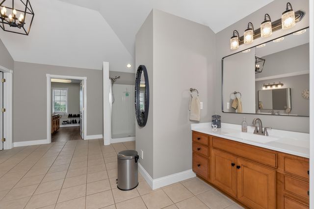 102 Harbour Pointe Drive, Williamstown, KY 41097