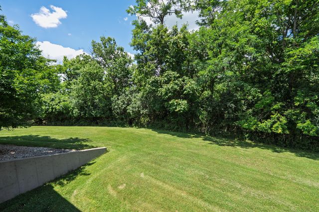 102 Harbour Pointe Drive, Williamstown, KY 41097