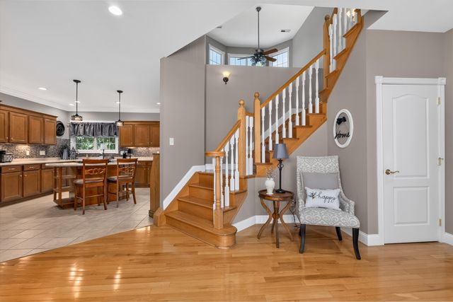 102 Harbour Pointe Drive, Williamstown, KY 41097