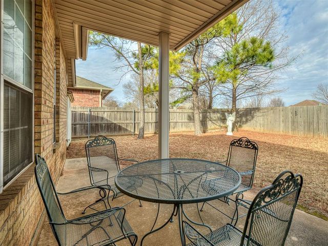 101 Halifax Way, Norman, OK 73069