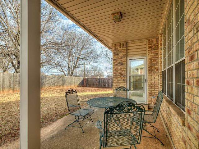 101 Halifax Way, Norman, OK 73069