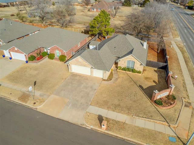 101 Halifax Way, Norman, OK 73069