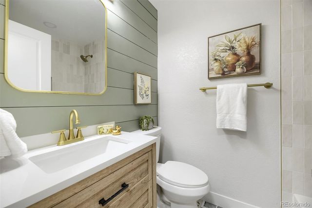 6177 W 65th Avenue, Arvada, CO 80003