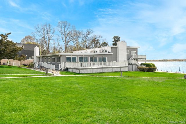 50 Rampasture Road 6, Hampton Bays, NY 11946