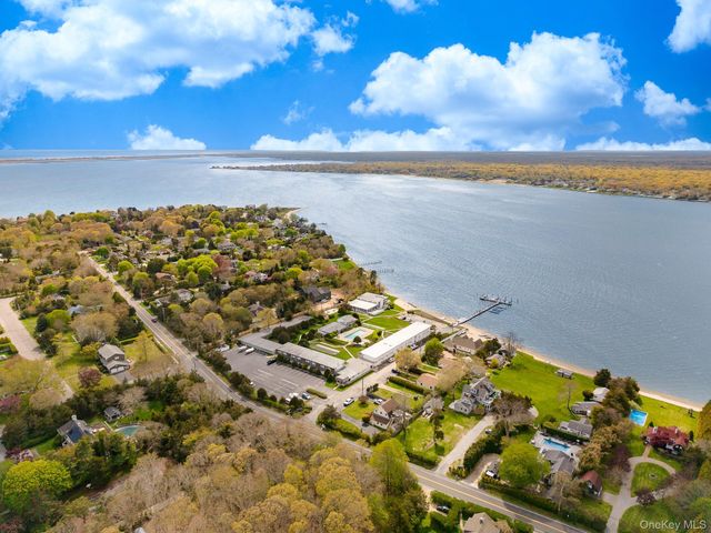 50 Rampasture Road 6, Hampton Bays, NY 11946