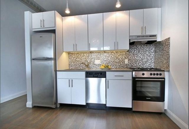 150 Green Street 2C, Melrose, MA 02176