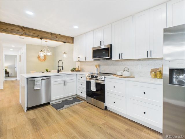 7205 S Gaylord Street G, Littleton, CO 80122