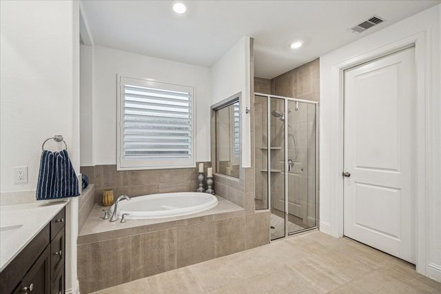 1004 Ivy Meadow Lane, Pinehurst, TX 77362