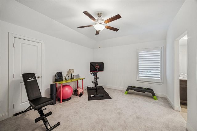 1004 Ivy Meadow Lane, Pinehurst, TX 77362