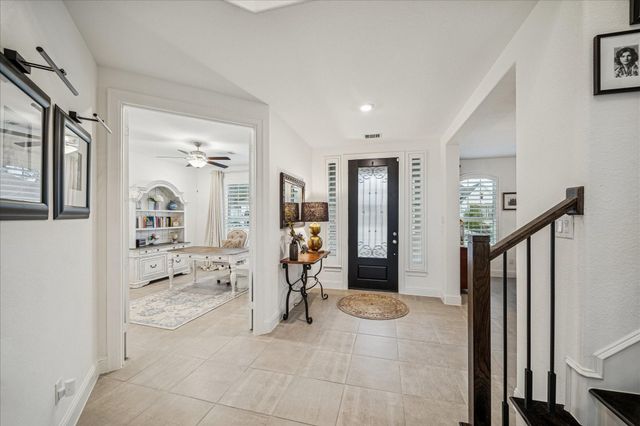 1004 Ivy Meadow Lane, Pinehurst, TX 77362