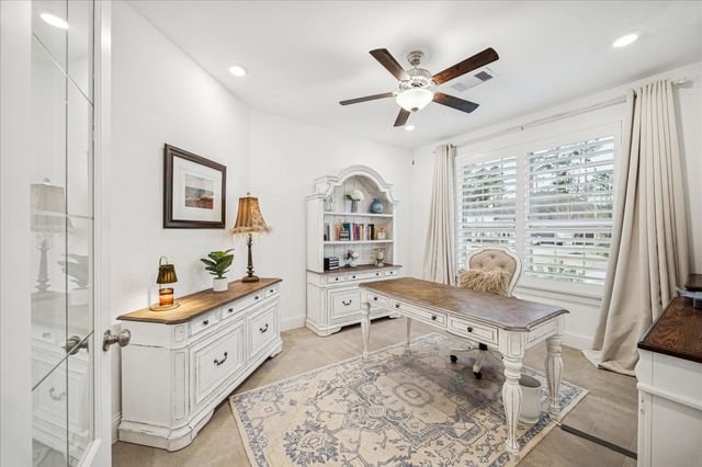 1004 Ivy Meadow Lane, Pinehurst, TX 77362