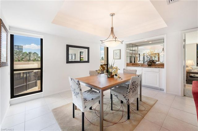 4551 Gulf Shore BLVD N 306, Naples, FL 34103