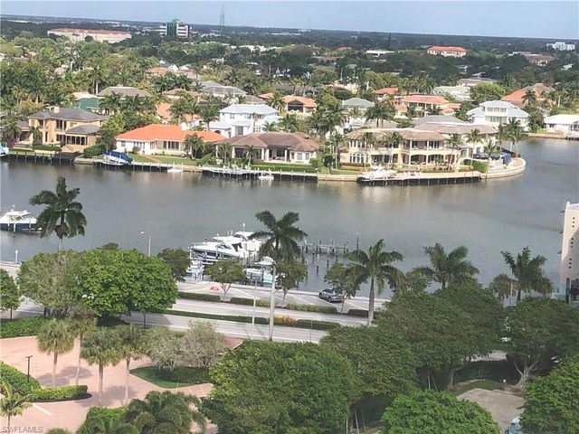 4551 Gulf Shore BLVD N 306, Naples, FL 34103