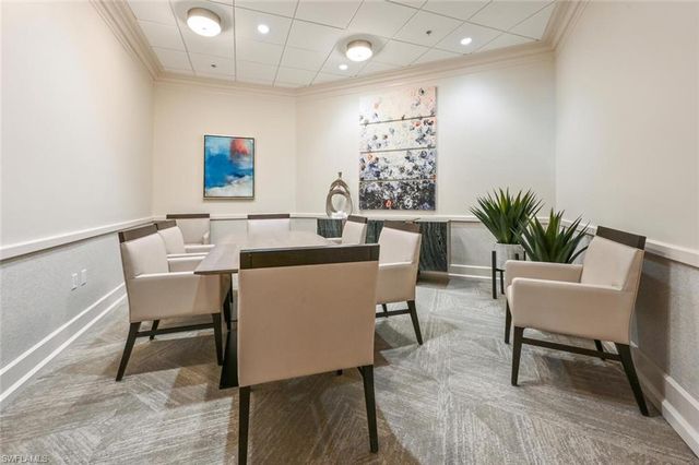4551 Gulf Shore BLVD N 306, Naples, FL 34103