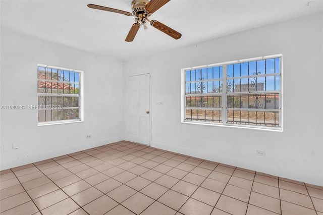 2835 SW 24th St 1, Miami, FL 33145