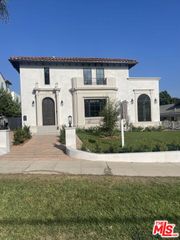 2300 N Commonwealth Avenue, Los Angeles, CA 90027