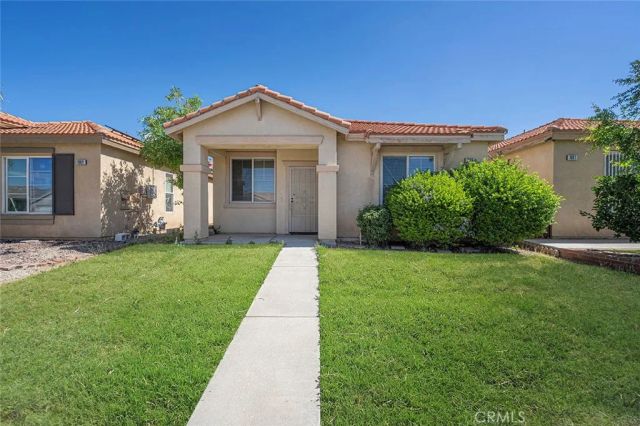 1085 Encanto Drive, San Jacinto, CA 92582