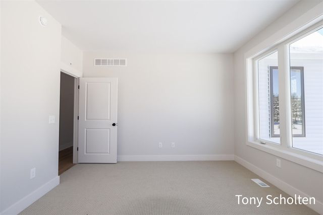 5145 Blendon Meadow Circle 28, Hudsonville, MI 49426