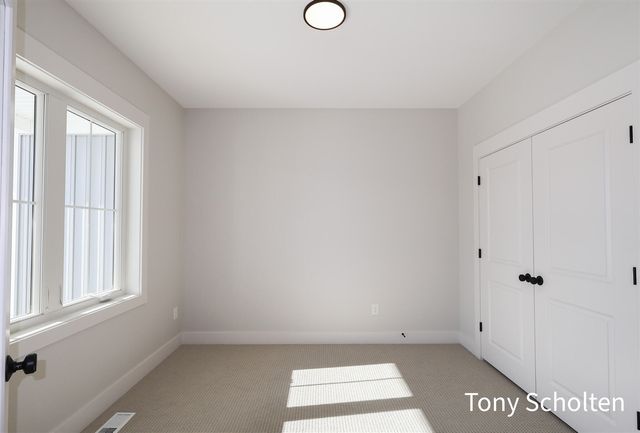 5145 Blendon Meadow Circle 28, Hudsonville, MI 49426