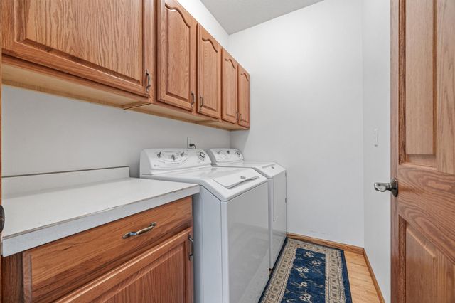 766 36th Street S, Moorhead, MN 56560