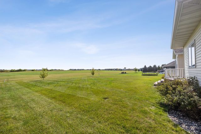 766 36th Street S, Moorhead, MN 56560