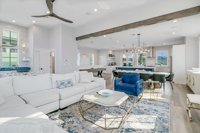 969 Banyan Beach Dr, Port Aransas, TX 78373