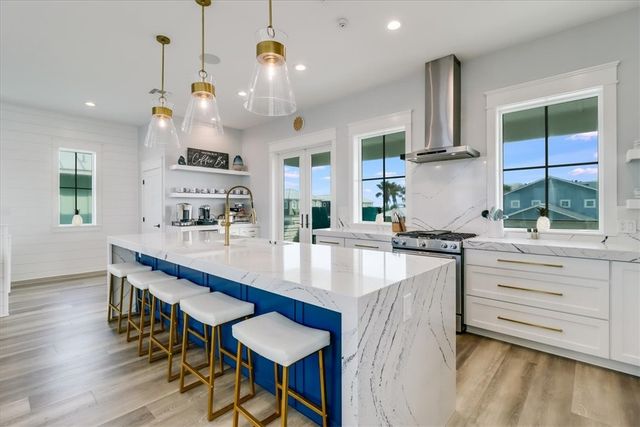 969 Banyan Beach Dr, Port Aransas, TX 78373