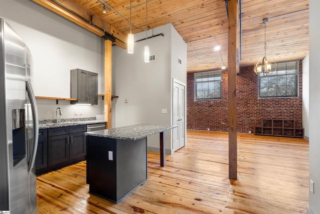 806 Green Avenue UNIT 215, Greenville, SC 29605