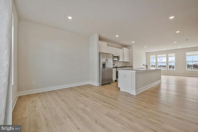 7268 CONTEE RD, Laurel, MD 20707