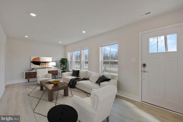 7268 CONTEE RD, Laurel, MD 20707