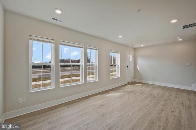 7268 CONTEE RD, Laurel, MD 20707