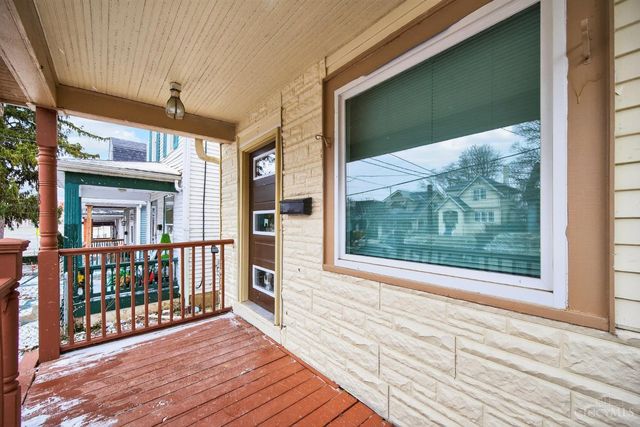 1989 Kinney Avenue, Cincinnati, OH 45207