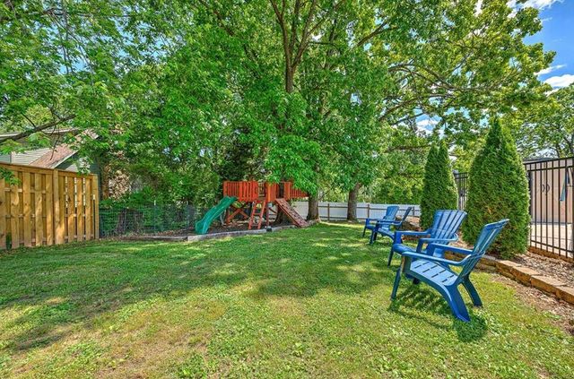 3601 W Seneca Court, Rogers, AR 72758