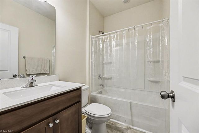 940 Bloomington Way, High Point, NC 27265