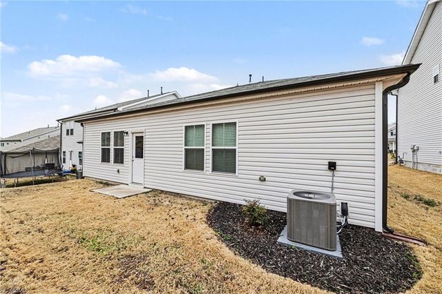 940 Bloomington Way, High Point, NC 27265