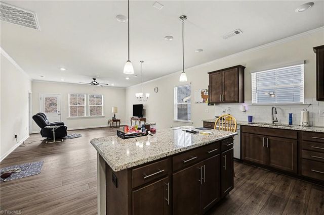 940 Bloomington Way, High Point, NC 27265