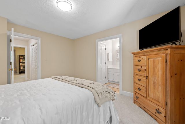 129 Hedgerow Court, Cary, NC 27513