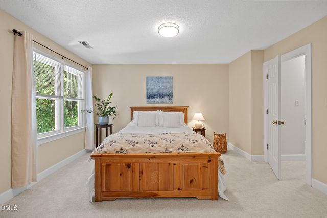 129 Hedgerow Court, Cary, NC 27513