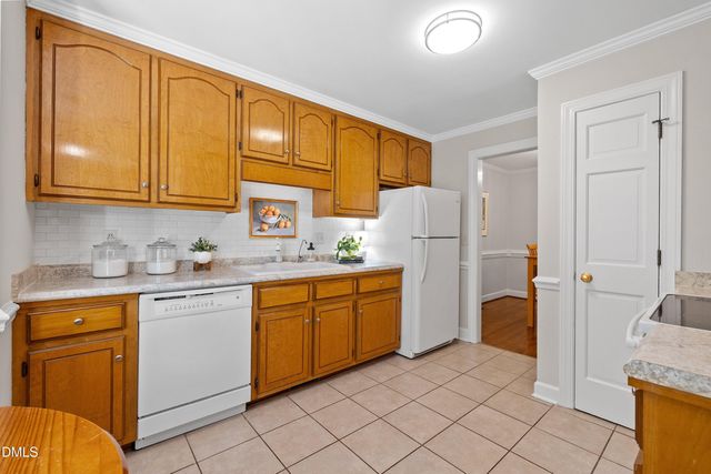 129 Hedgerow Court, Cary, NC 27513