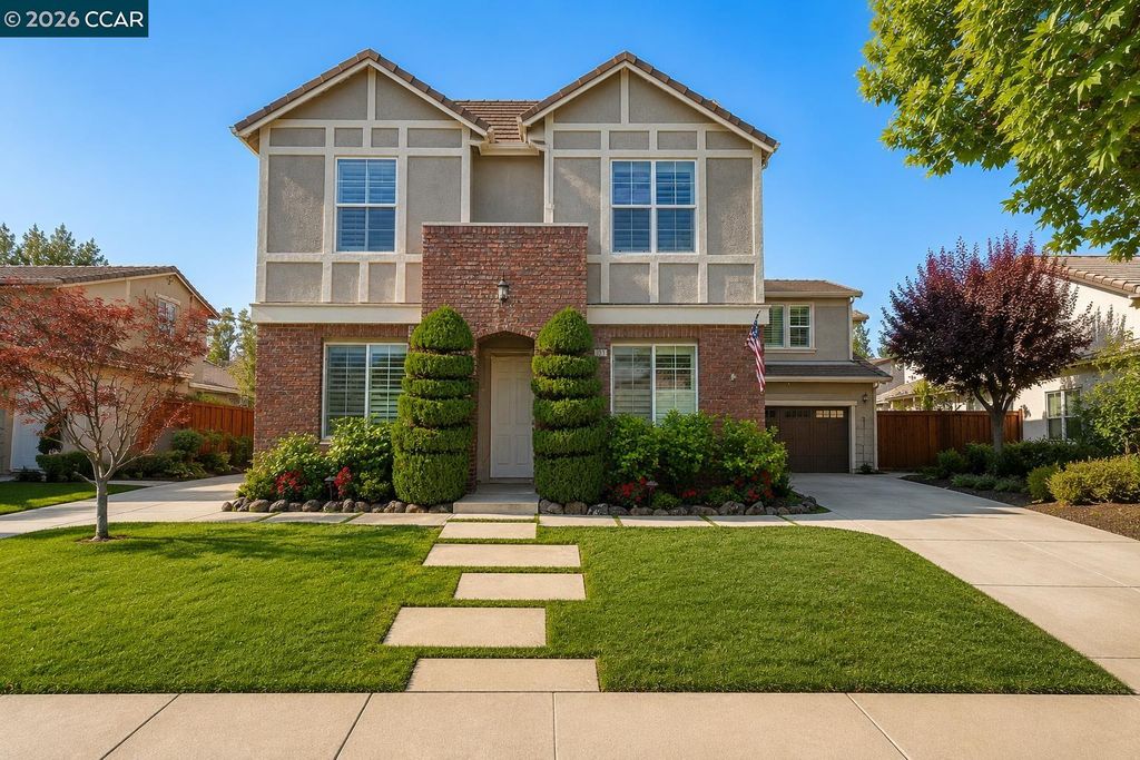 2231 Genoa St, Danville, CA 94506