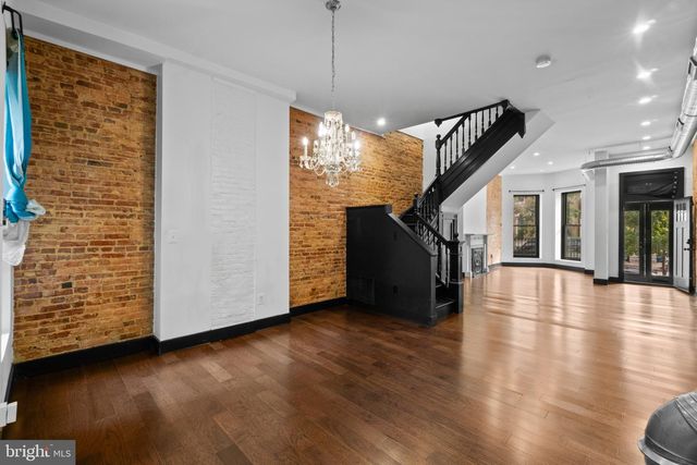 820 NEWINGTON AVE, Baltimore, MD 21217