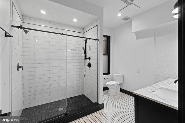820 NEWINGTON AVE, Baltimore, MD 21217
