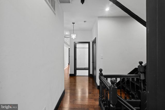 820 NEWINGTON AVE, Baltimore, MD 21217