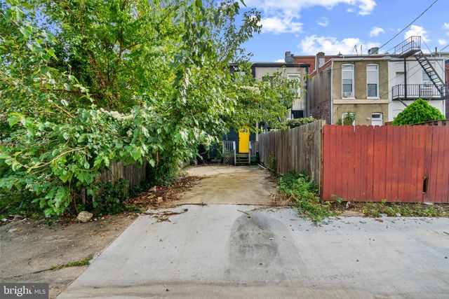 820 NEWINGTON AVE, Baltimore, MD 21217