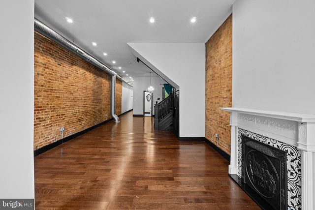 820 NEWINGTON AVE, Baltimore, MD 21217
