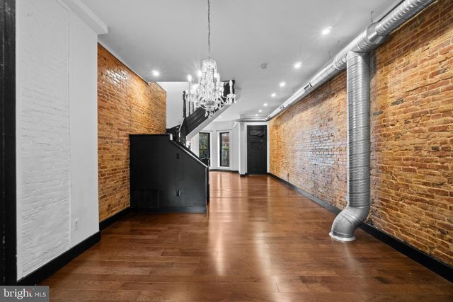 820 NEWINGTON AVE, Baltimore, MD 21217